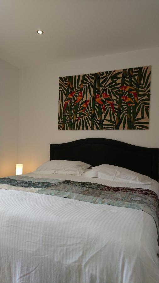 Surf Lookout - King Size En-Suite With Sea Views New Quay Esterno foto