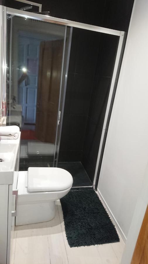 Surf Lookout - King Size En-Suite With Sea Views New Quay Esterno foto